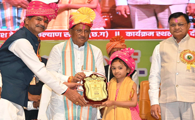 छत्तीसगढ़ के विकास में देवांगन समाज की महत्वपूर्ण भूमिका: मुख्यमंत्री श्री विष्णु देव साय