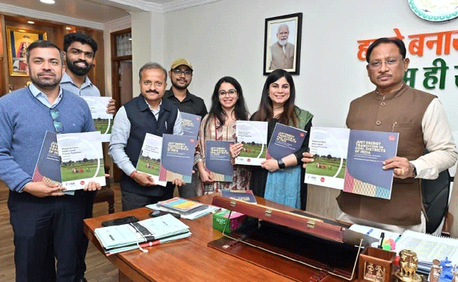 मुख्यमंत्री श्री विष्णु देव साय ने आईआईएसडी–स्वनिति इनिशिएटिव की ‘मैपिंग इंडियाज स्टेट लेवल एनर्जी ट्रांज़िशन: छत्तीसगढ़’ रिपोर्ट का किया विमोचन