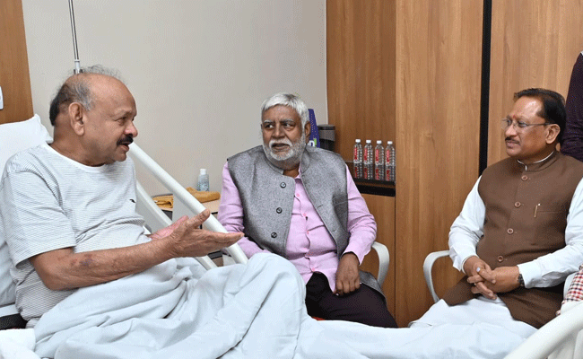 मुख्यमंत्री श्री विष्णुदेव साय ने विधायक श्री भैयालाल राजवाड़े के स्वास्थ्य लाभ की कामना की